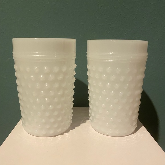 Anchor Hocking Dining 2 Vintage Anchor Hocking Milk Glass Hobnail
